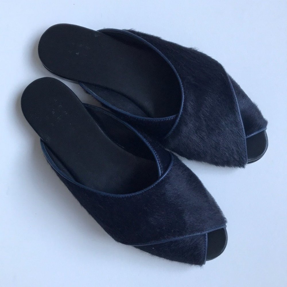 Trademark Pajama Mule criss cross Sandal Dark Navy calf hair slides size 6